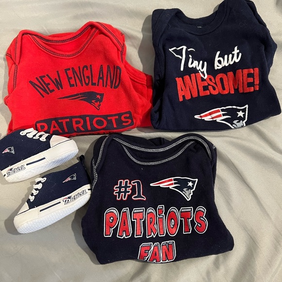 New England Patriots Infant bundle - Picture 3 of 6